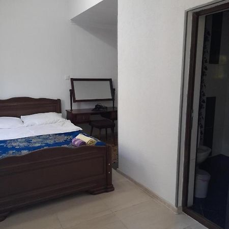 Guesthouse Borjomi ภายนอก รูปภาพ
