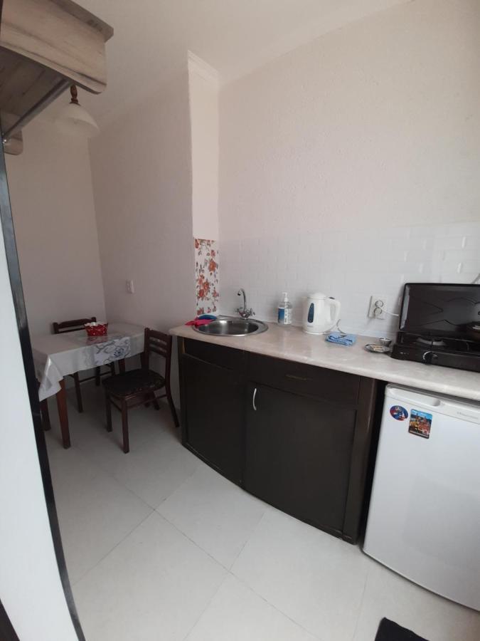 Guesthouse Borjomi ภายนอก รูปภาพ