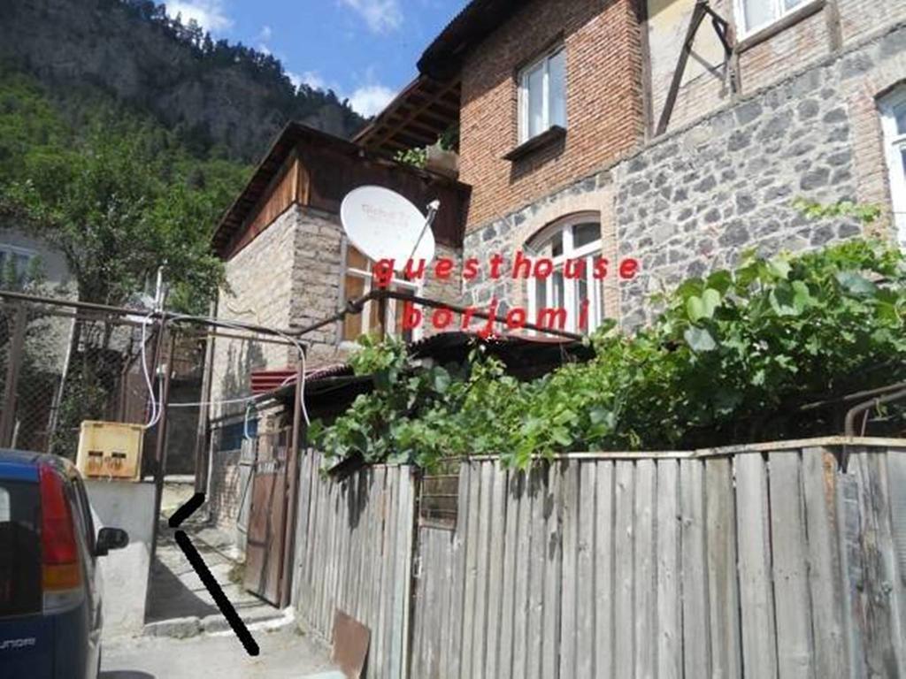 Guesthouse Borjomi ภายนอก รูปภาพ